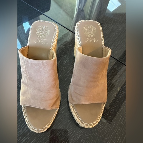 Vince Camuto Brissia Wedge Platforms Sandals Mules Tortilla Leather 8.5 shoes - Picture 11 of 15